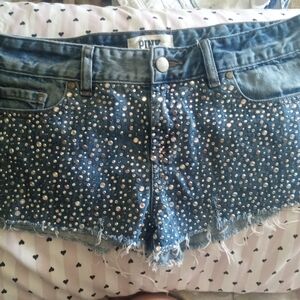 PINK Victoria's Secret Blue Denim Studded Shorts NWOT SZ6
